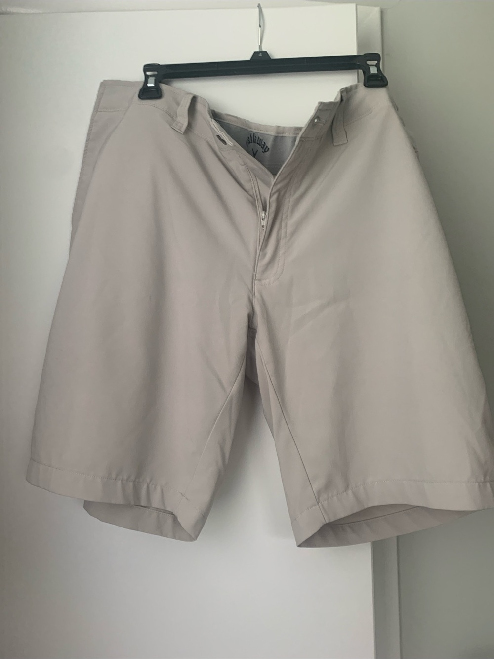 Callaway Men's Tan Flat-Front Golf Shorts